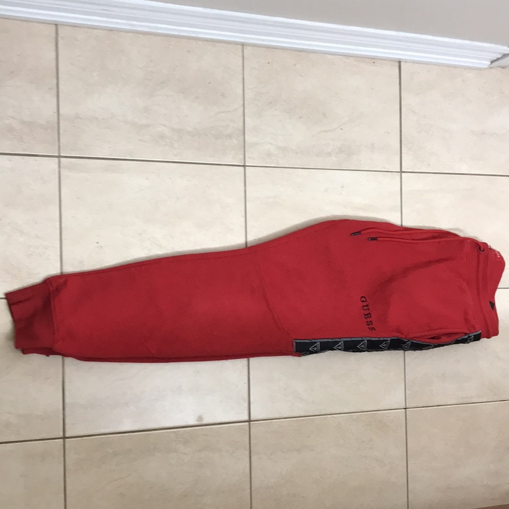 Color- deep red size M - Picture 3 of 4